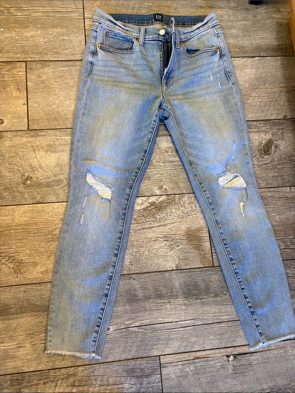GAP Light Blue Skinny Jeans with Knee Distressing